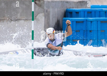 (180929) - RIO DE JANEIRO, Sept. 29, 2018 (Xinhua) - Franz Anton von Deutschland konkurriert während der Männer Kanu (C1) Finale bei den 2018 ICF Canoe Slalom Weltmeisterschaften in Rio de Janeiro, Brasilien, am 29. September 2018. Franz Anton gewann den Gold mit 97.06 Sekunden. (Xinhua / Li Ming) Stockfoto