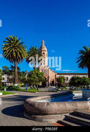 San Luis Kirche, Simon Bolivar Park, Otavalo, Provinz Imbabura, Ecuador Stockfoto