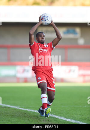 Lewis Junge von Crawley während der Sky Bet Liga 2 Übereinstimmung zwischen Crawley und Yeovil Town in The Broadfield Stadium, Crawley, 29 Sept 2018 Redaktionelle Verwendung nur. Kein Merchandising. Für Fußball Bilder FA und Premier League Einschränkungen Inc. kein Internet/Mobile Nutzung ohne fapl Lizenz - für Details Kontakt Fußball Dataco Stockfoto