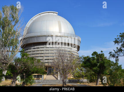Sternwarte Teleskop in Byurakan, Armenien Stockfoto