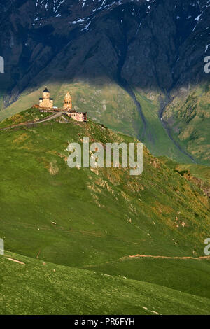 Georgien, Kaukasus, Stephantsminda, Kazbegi, Kazbek Mount, Gergeti Dreifaltigkeit Kirche Stockfoto