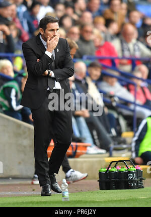Von Derby County Manager Frank Lampard auf der touchline während der Sky Bet Championship Match an der Universität Bolton Stadion. Stockfoto