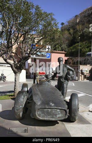 Denkmal für Juan Manuel Fangio. La Condamine. Fürstentum Monaco Stockfoto