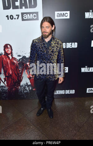 Tom Payne an der AMC "The Walking Dead" Season 9 Premiere auf der DGA-Theater am 27. September 2018 in Los Angeles, Kalifornien. Stockfoto