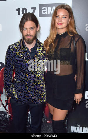 Tom Payne und Jennifer Akerman Teilnahme an der AMC "The Walking Dead" Season 9 Premiere auf der DGA-Theater am 27. September 2018 in Los Angeles, Kalifornien. Stockfoto