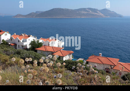 Blick auf die Insel Megisti, Griechenland, auch als Kastelorizo, von der türkischen Küste bekannt Stockfoto