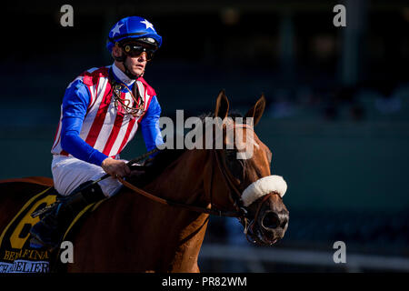 Arcadia, CA, USA. 29 Sep, 2018. 29. September 2018: Bellafina mit Flavien Prat, gewinnt der Kronleuchter Stangen auf Brüter-schale Vorschau Tag an. Santa Anita Park am 29. September 2018 in Arcadia, Kalifornien. Evers/ESW/CSM/Alamy leben Nachrichten Stockfoto