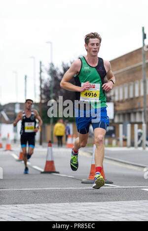 Nottingham, UK. 30. September 2018: Nottingham Ikano Halbmarathon fand heute eine schnelle, flache Kurs rund um die Stadt Nottingham Schlichten am Vicotria Böschung. Credit: Ian Francis/Alamy leben Nachrichten Stockfoto