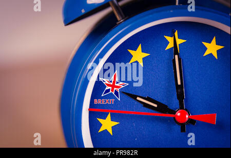 Retro alarm EU-Clock, die den Countdown bis Brexit. Stockfoto