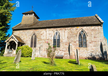 Das 14. Jahrhundert die Kirche des Hl. Georg. Brinsop Herefordshire UK. September 2018. Stockfoto