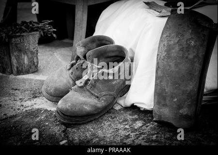 Paar Stiefel von alten Stockfoto