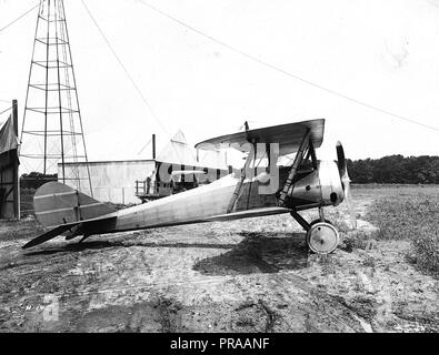 7/9/1917 - Seitenansicht von Thomas S-4 Flugzeug. Bei Aviation Experiment Station, Hampton, VA. Stockfoto