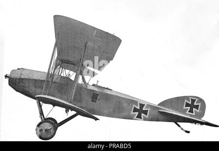 November 1918 - Arten von deutschen Flugzeugen. Albatros Biplace Biplan. Seitenansicht Stockfoto