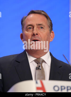 Birmingham, Großbritannien. 30 Sep, 2018. LIAM FOX MP STAATSSEKRETÄR FÜR INTERNATIONALEN HANDEL konservative Partei KONFERENZ 2018 das ICC, BIRMINGHAM, ENGLAND, 30. September 2018 sterben 18508 Adressen der konservativen Partei KONFERENZ 2018 IM ICC, BIRMINGHAM, ENGLAND Credit: Allstar Bildarchiv/Alamy leben Nachrichten Stockfoto