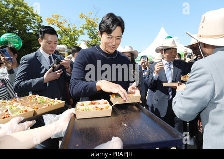 01 Okt, 2018. S. Korean actor Jang Dong-gun Koreanische Schauspieler Jang Dong-gun, besucht die 5. handon Tag in Seoul Land in Gwacheon, Gyeonggi Provinz, südlich von Seoul, on Sept. 29, 2018. Credit: Yonhap/Newcom/Alamy leben Nachrichten