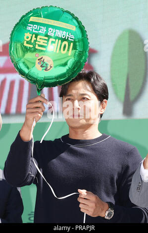 01 Okt, 2018. S. Korean actor Jang Dong-gun Koreanische Schauspieler Jang Dong-gun, besucht die 5. handon Tag in Seoul Land in Gwacheon, Gyeonggi Provinz, südlich von Seoul, on Sept. 29, 2018. Credit: Yonhap/Newcom/Alamy leben Nachrichten