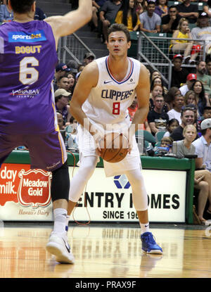 Honolulu, Hawaii. September 30, 2018 - LA Clippers vorwärts Danilo Gallinari #8 während einer Ausstellung Spiel zwischen den LA Clippers und der Sydney Könige der NBL in der Stan Polizeichef-Mitte auf dem Campus der Universität von Hawaii in Manoa in Honolulu, HI Michael Sullivan/CSM Credit: Cal Sport Media/Alamy leben Nachrichten Stockfoto