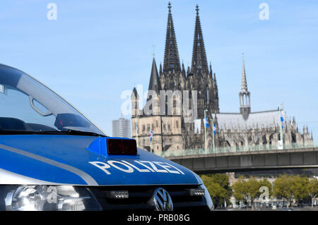 Köln, Deutschland. 29 Sep, 2018. Sicherheitsmaßnahmen während des Besuchs des türkischen Präsidenten Recep Tayyip Erdogan in Köln. Köln, 29.09.2018 | Verwendung der weltweiten Kredit: dpa/Alamy leben Nachrichten Stockfoto