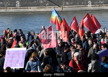 Köln, Deutschland. 29 Sep, 2018. Demonstration von Kurden gegen den Besuch des türkischen Präsidenten Recep Tayyip Erdogan in Köln. Köln, 29.09.2018 | Verwendung der weltweiten Kredit: dpa/Alamy leben Nachrichten Stockfoto