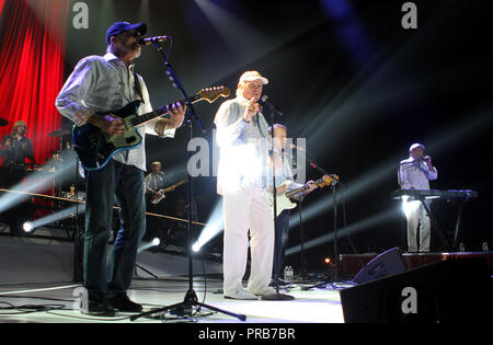 Brian Wilson von den Beach Boys perfoms in Concert auf ihrer Tour zum 50-jährigen Jubiläum in Hollywood, FL am 4. Mai 2012. Stockfoto