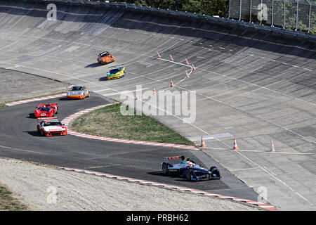 Linas-Montlhéry, Frankreich. 29 Sep, 2018. Die vierte Ausgabe des Grandes Heures Automobile auf den mythischen Linas-Montlhéry Stromkreis. Stockfoto