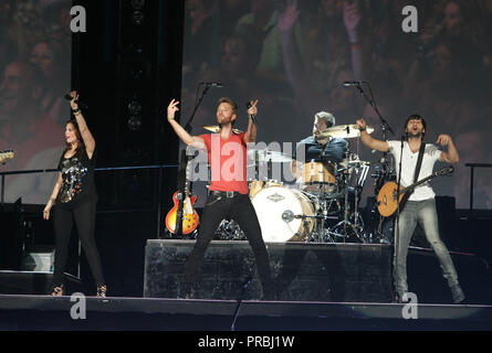 Lady Antebellum führt in Konzert beim Cruzan Amphitheater in West Palm Beach, FL am 12. Mai 2012. Stockfoto