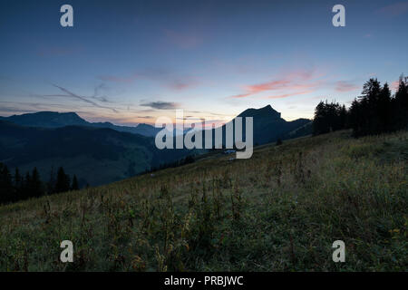 Wandern auf den Hardergrat ridge und Route, Interlaken, Schweiz, EU Stockfoto