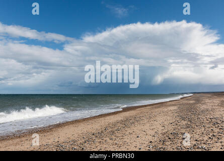 Landschaft Blick auf die North Norfolk Küstenlinie um Cley, Weybourne und Sheringham. Stockfoto