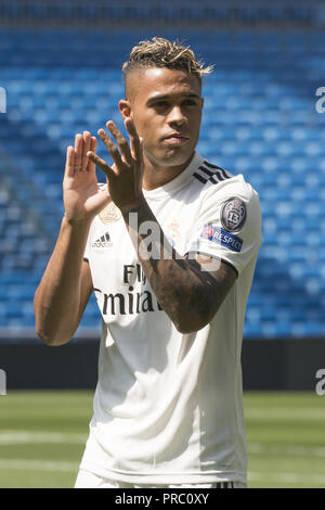 Mariano Diaz Mejia angekündigt als Spieler bei Real Madrid Santiago Bernabeu in Madrid, Spanien. Mit: Mariano Diaz Mejia Wo: Madrid, Spanien Wann: 31 Aug 2018 Quelle: Oscar Gonzalez/WENN.com Stockfoto