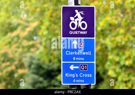 Quietway Radweg in Bloomsbury. London, England, UK. Stockfoto