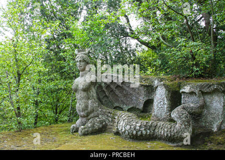 Bei Bomarzo - Italien - Auf Semptember 2009 - heiligen Hain, auch als Park der Monster bekannt, die grotesken Skulpturen in manieristic Stil besiedelten Ein Stockfoto