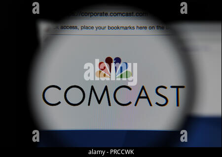 Die Comcast Website durch ein Vergrößerungsglas gesehen Stockfoto