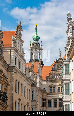 Hofkirche und Schloss in Dresden (Sachsen, Deutschland) Stockfoto