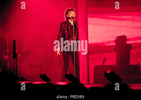 Dänemark, Kopenhagen - 3. Oktober 2017. Die Rolling Stones, Die legendäre englische Band, führt ein Live Konzert bei Telia Parken in Kopenhagen. Hier Sänger und Songwriter Mick Jagger ist live auf der Bühne gesehen. (Foto: Gonzales Foto - Kasper Maansson). Stockfoto