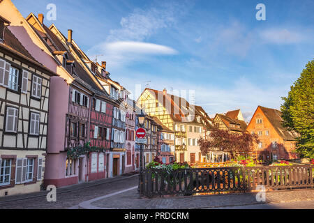 Colmar Frankreich, bunten Fachwerk Haus Skyline der Stadt. Stockfoto