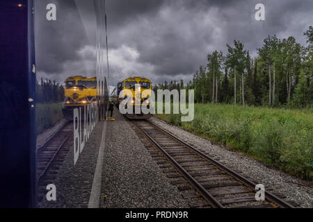 Whittier, Alaska USA - 15.August 2018. Scenic Train, Service Zug auf dem Weg nach Whittier Stockfoto