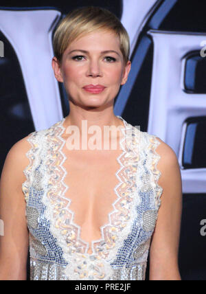 WESTWOOD, CA - 01. Oktober: Schauspielerin Michelle Williams besucht die Weltpremiere von Columbia Pictures'' Gift' im Regency Dorf Theater am 1. Oktober 2018 in Westwood, Kalifornien. Foto von Barry King/Alamy leben Nachrichten Stockfoto