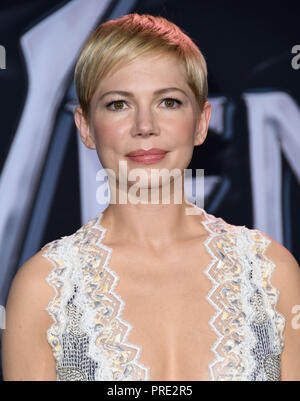 Westwood, CA, USA. 1. Okt, 2018. 01. Oktober 2018 - Westwood, Kalifornien - Michelle Williams. "Venom" Los Angeles Premiere statt im Regency Dorf Theater. Photo Credit: Birdie Thompson/AdMedia Credit: Birdie Thompson/AdMedia/ZUMA Draht/Alamy leben Nachrichten Stockfoto