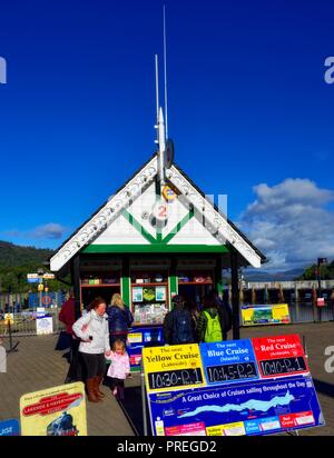 Windermere See Kreuzfahrten, Ticket Office., Bowness on Windermere, Lake District, Cumbria, England, Großbritannien Stockfoto