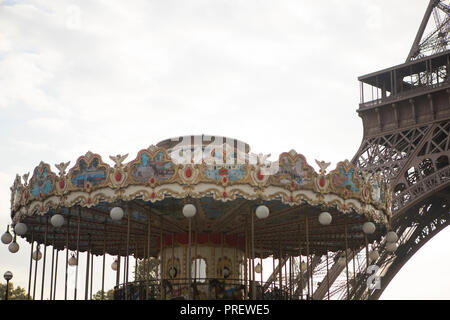 Alte Karussell in Paris. Stockfoto