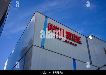 Redrock Gebäudebeschilderung in Stockport Stockfoto
