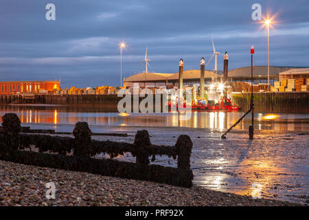 Abend in Shoreham Port in Southwick, West Sussex, England. Stockfoto