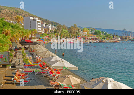 Bodrum direkt am Meer auf der East Bay in der Stadt Bodrum, Provinz Mugla, Türkei. Stockfoto