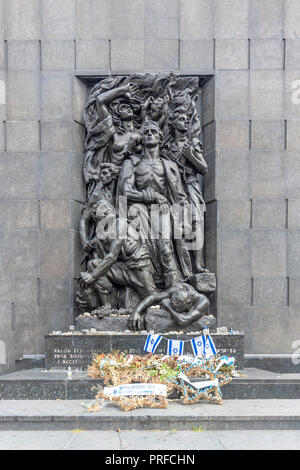 Warschau, Polen, 31. Mai 2018: Denkmal für die Ghetto Helden in der Warschauer Innenstadt. Stockfoto
