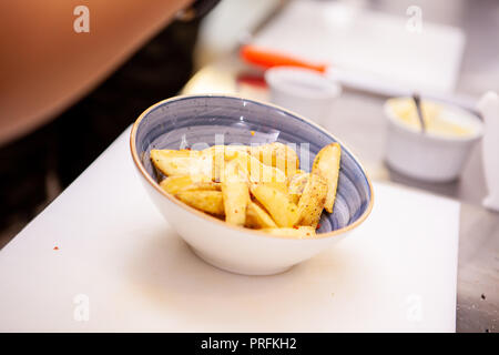 Pommes frites für Burger. Lecker incredient. Stockfoto