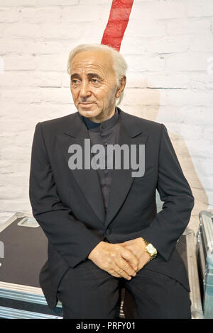 MONTREAL, KANADA - 23. SEPTEMBER 2018: Charles Aznavour einen French-Armenian Sänger, Texter, Schauspieler, öffentlichen Aktivist und Diplomat. Wachsfigurenkabinett Musée Grévin in Stockfoto