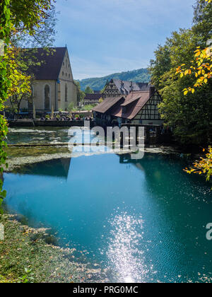 Die gut "blautopf" in Blaubeuren, Deutschland Stockfoto