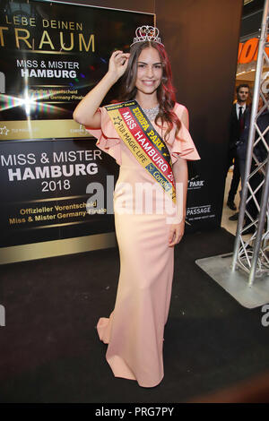 Schönheit Wettbewerb und jährliche Wahl von Mister und Miss Hamburg 2018 gehalten an Europa Passage mit: Pricilla Klein (neue Miss Hamburg 2018, halbe Brasilianerin) Wo: Hamburg, Deutschland Wann: 31. Aug. 2018 Credit: Becher/WENN.com Stockfoto