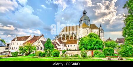 Saint Quiriace Stiftskirche in Provins, Frankreich Stockfoto