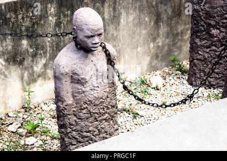 Gedenken an die Opfer der Sklaverei im gleichen Ort, wo eine der größten und letzten Slave der Welt in der Sansibar Stone Town gehalten wurde entfernt Stockfoto